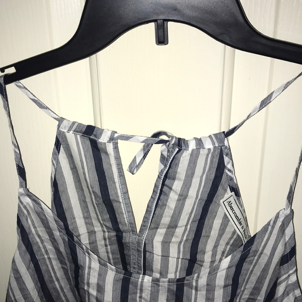 Patterned Tank Top - Picture 3 of 3